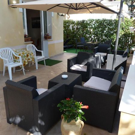Hotel Monti Riccione Ngoại thất bức ảnh