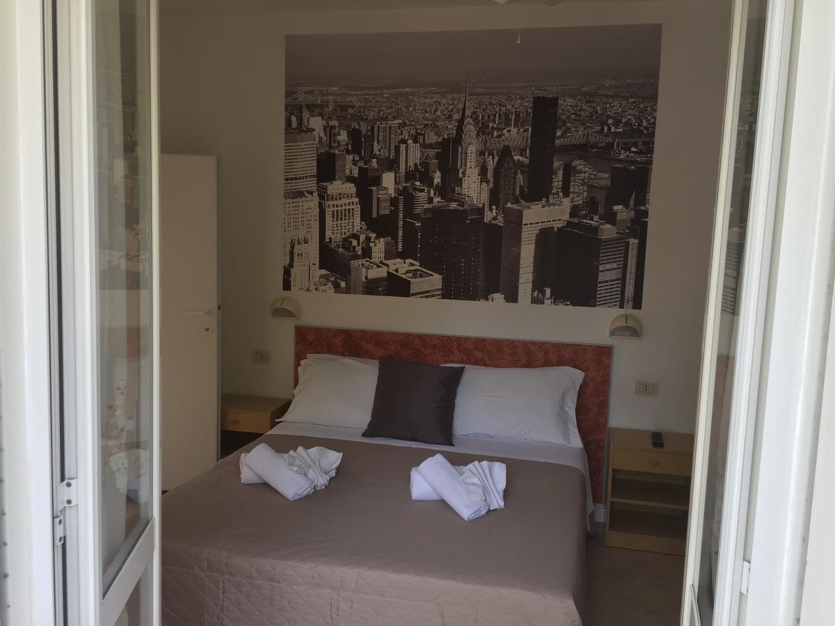 Hotel Monti Riccione Ngoại thất bức ảnh