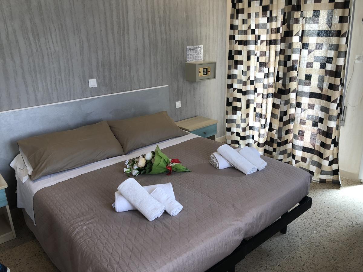 Hotel Monti Riccione Ngoại thất bức ảnh