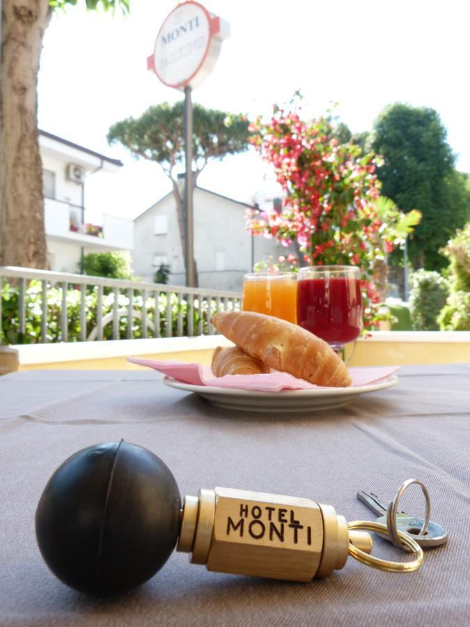 Hotel Monti Riccione Ngoại thất bức ảnh