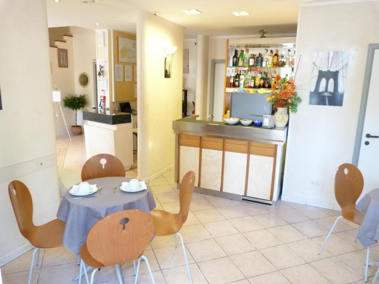 Hotel Monti Riccione Ngoại thất bức ảnh