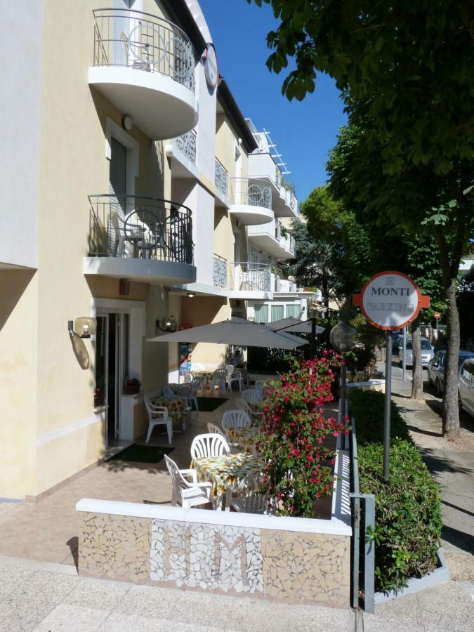 Hotel Monti Riccione Ngoại thất bức ảnh